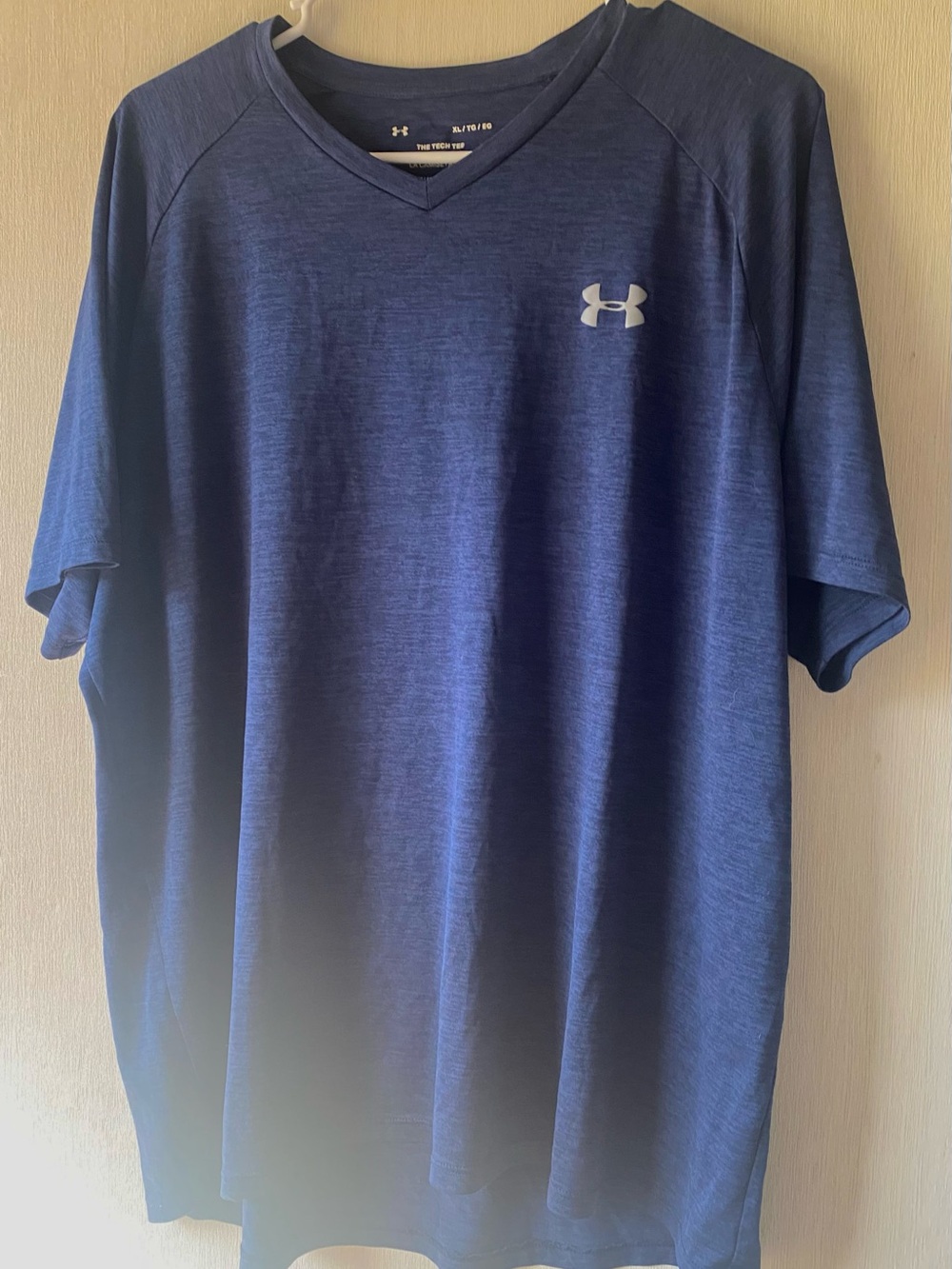 Under Armour Navy Heather V-Neck The Tech Tee